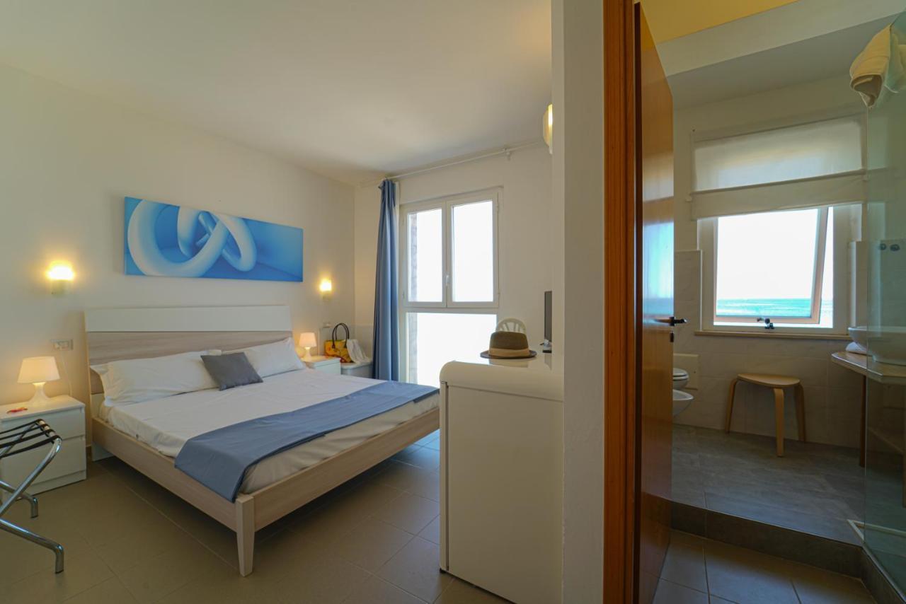 Hotel Rivabella Davoli Exteriér fotografie
